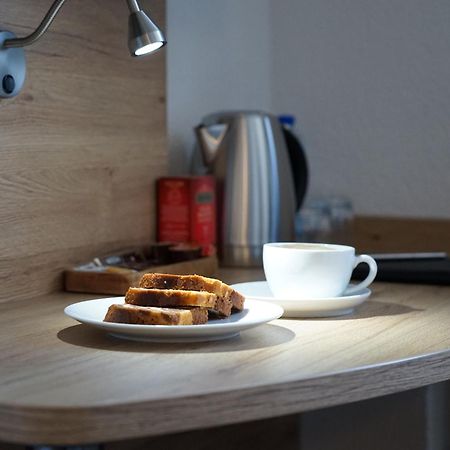 Perron 10 Centra Hotel ヴィンタートゥール エクステリア 写真